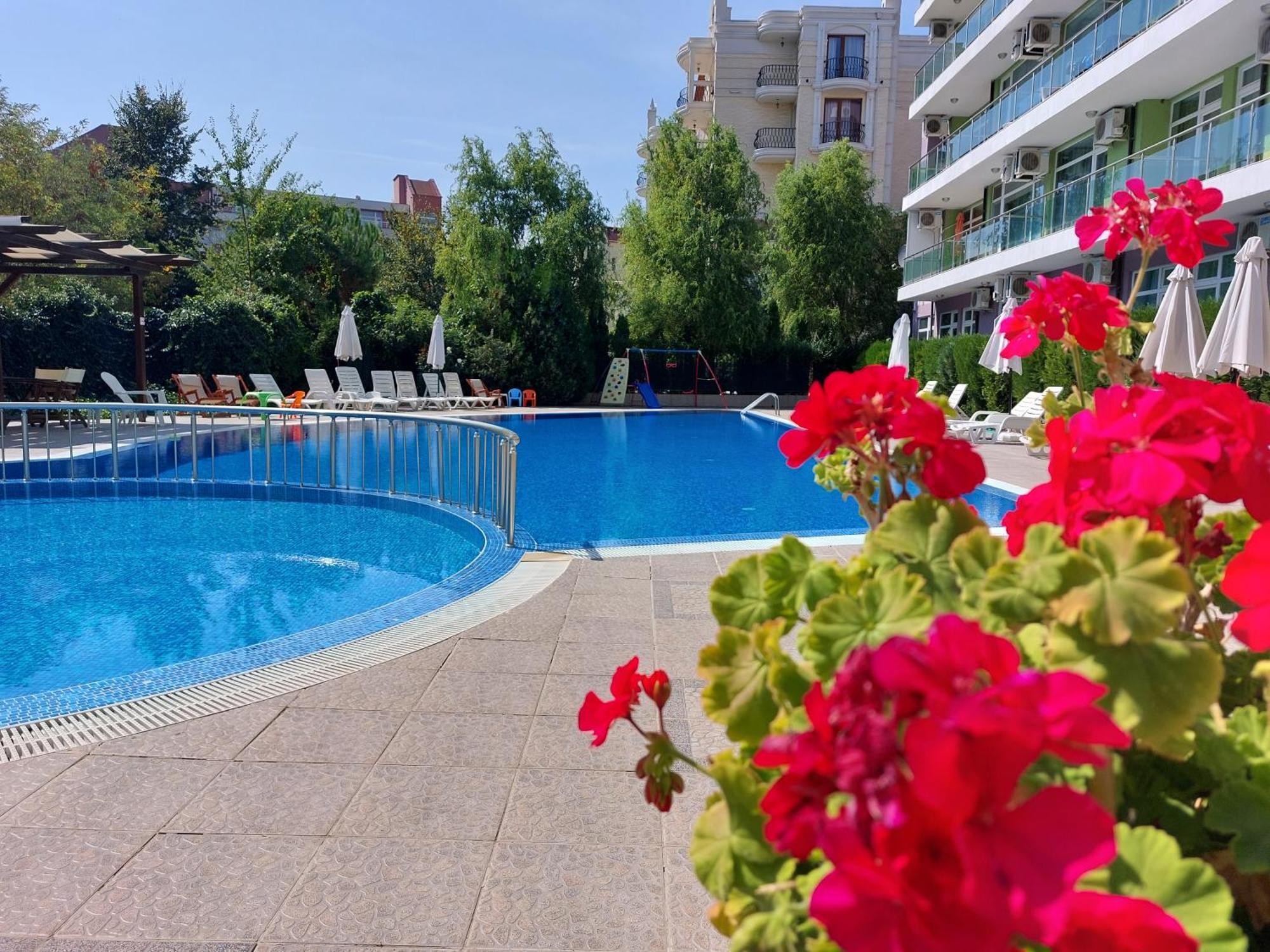 Family Apartments In Solmarin Солнечный берег Экстерьер фото